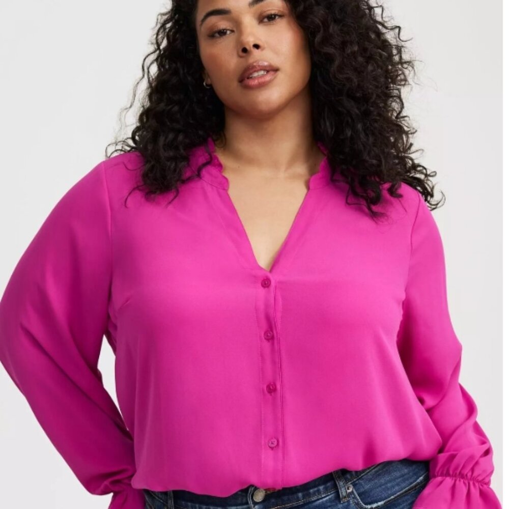 Torrid 0X Georgette Button-down blouse NWT - hot pink